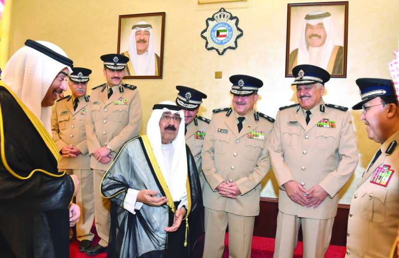 
ولي العهد في حديث أبوي مع القادة الأمنيين بحضور الخالد والبرجس