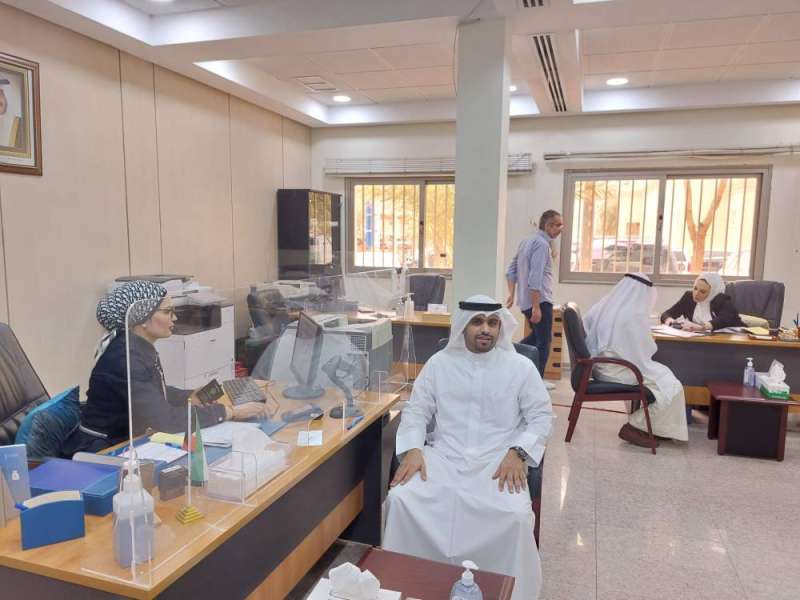 نائب رئيس المجلس البلدي يقدم أوراق ترشحه