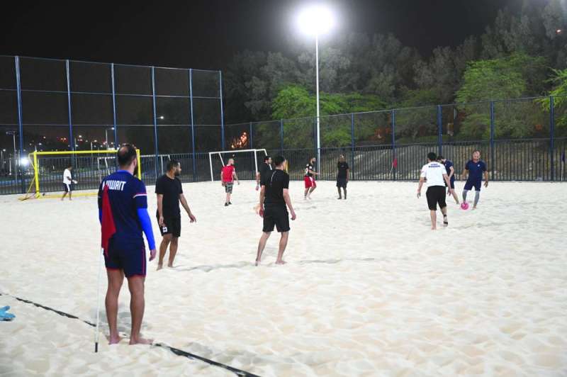 
ملعب لكرة القدم الشاطئية
