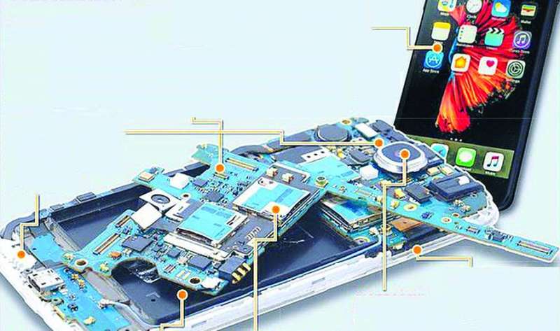 نقاط توزيع الذهب والمعادن النفيسة الأخرى داخل جهاز الآيفون
