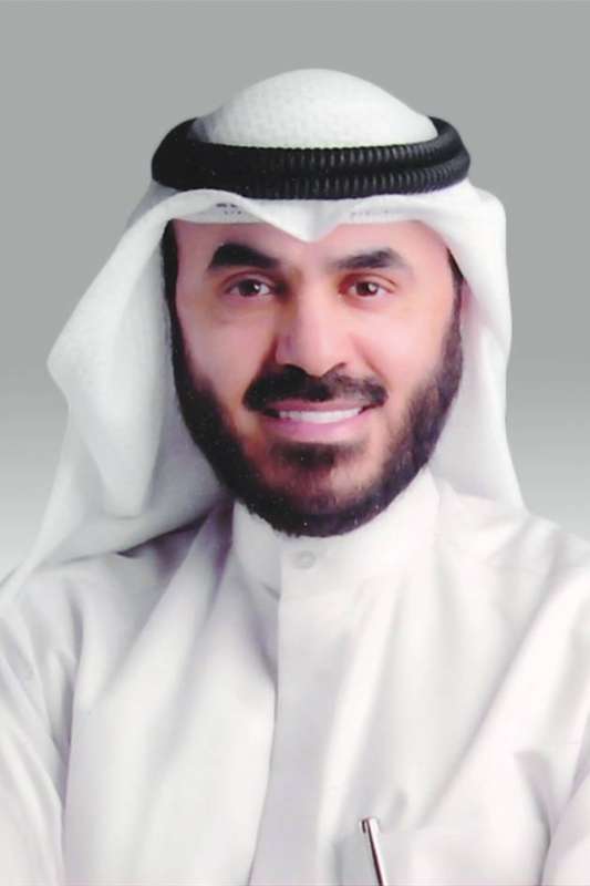 أسامة المناور
