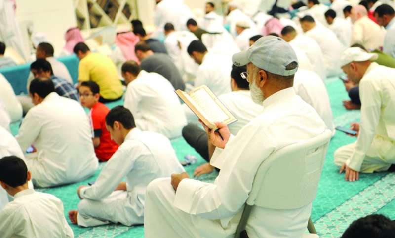 قراءة القرآن وذكر الله