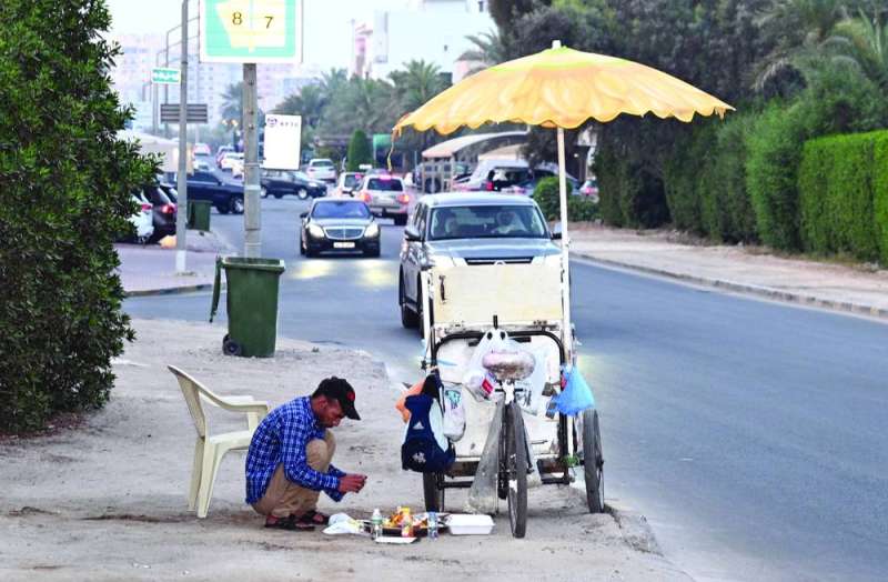
وجبة على السريع	 (تصوير نايف العقلة)