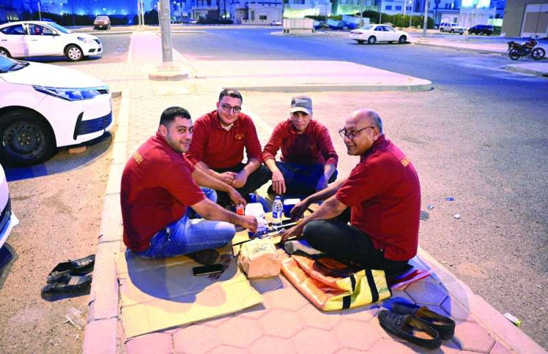 
إفطار العمالة أثناء العمل