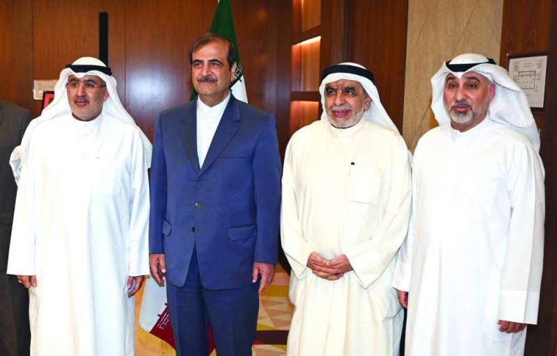 مع النائبين عدنان عبدالصمد وأحمد الحمد