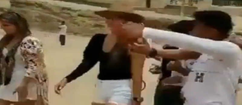 مشهد من الفيديو المتداول للواقعة