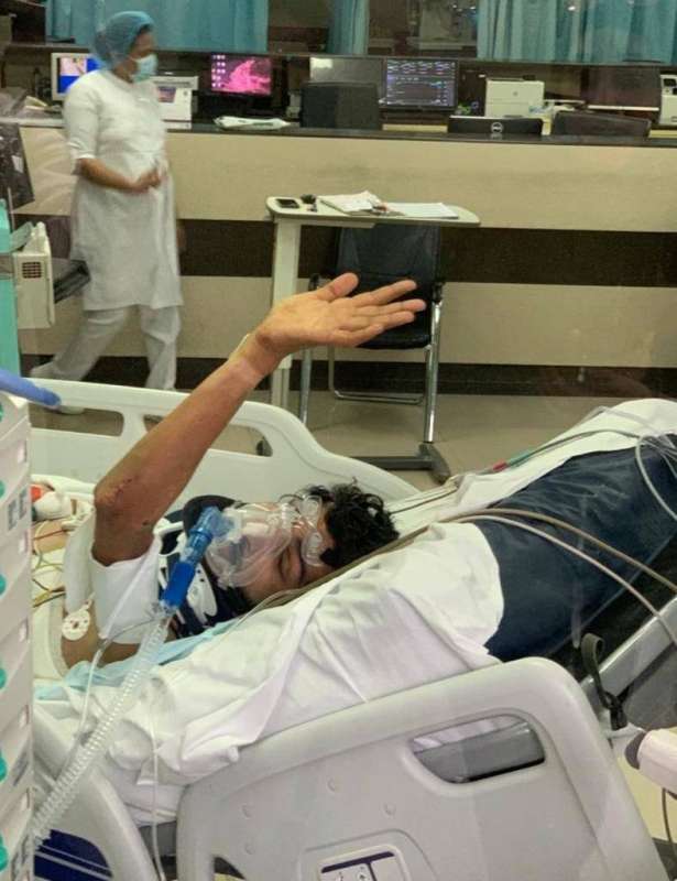 عمر الفيلكاوي في المستشفى