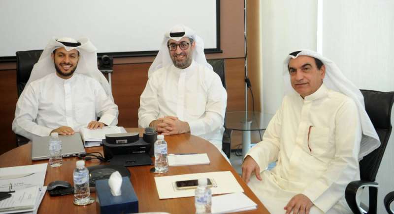 السند والأيوب خلال الجمعية العمومية (تصوير سعود سالم)