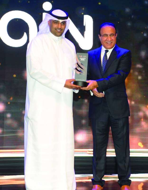 
المصيبيح يتسلم درع «زين»