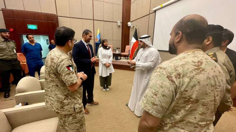 «كيمز» يناقش مع هيئة الخدمات الطبية في زارة الدفاع موضوعات مشتركة
 