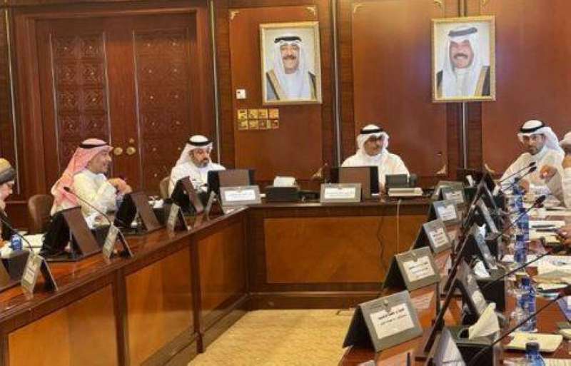 خلال الاجتماع