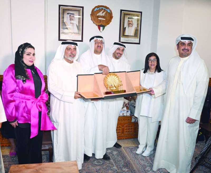 سعاد العتيقي مُكرّمة	 (تصوير نايف العقلة)
