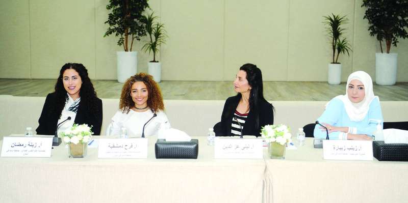 المتحدثات في ورشة العمل
