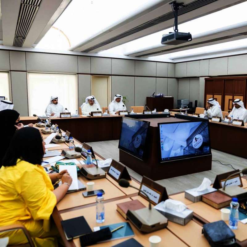 جانب من اجتماع لجنة البيئة البرلمانية