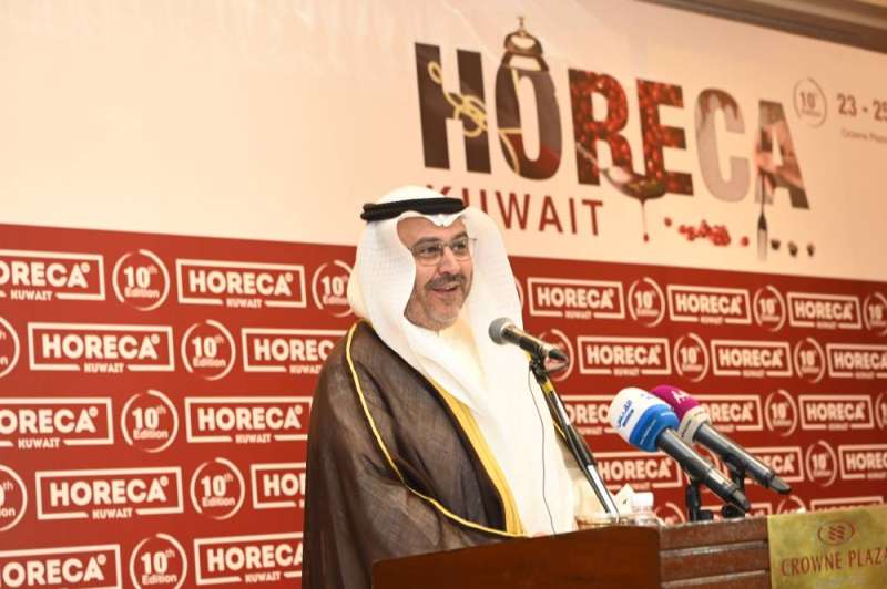 الشريعان متحدثاً ( تصوير أسعد عبدالله)