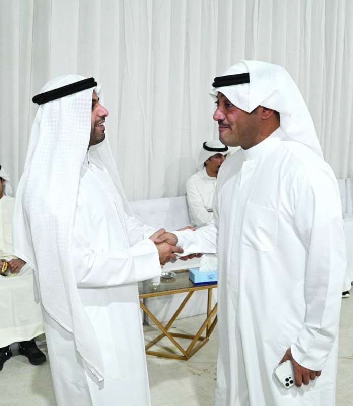 طلال الخرافي مهنئاً