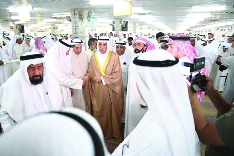 
أحمد السعدون يقدم التعازي
