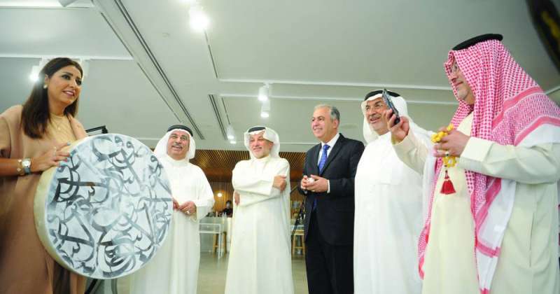 اهتمام ديبلوماسي
