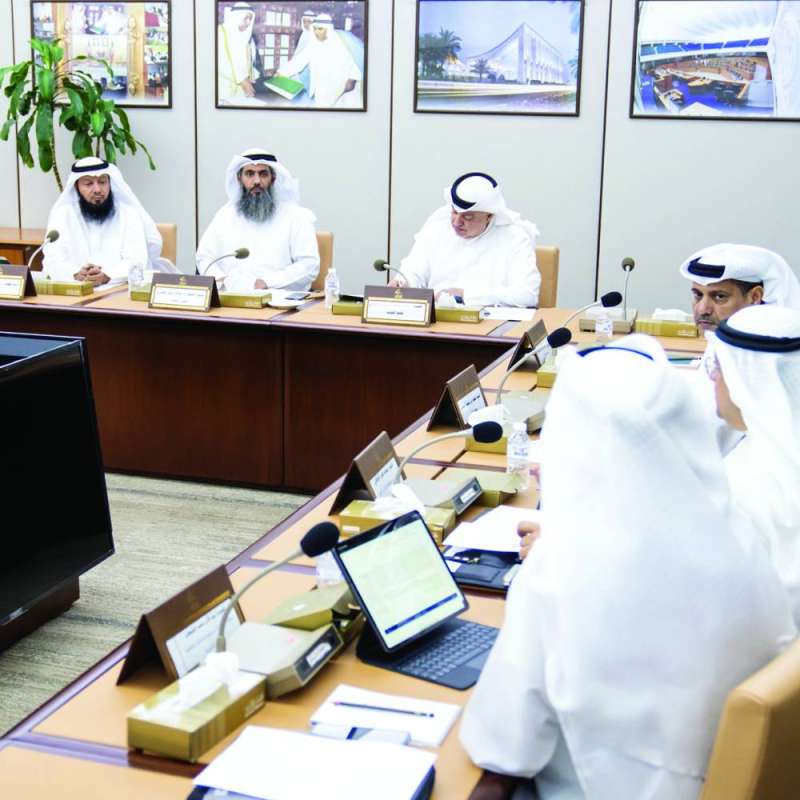 من اجتماع سابق للجنة الصحية 