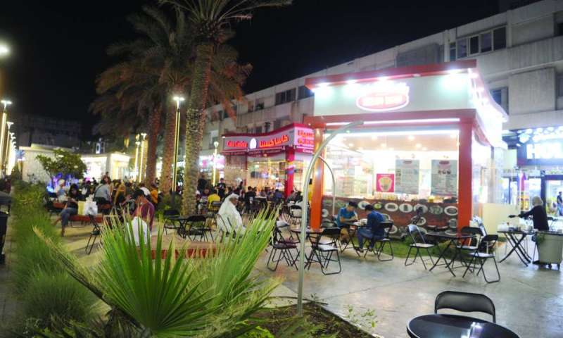 المحلات المستثمرة من قبل الشركة (تصوير سعود سالم)
