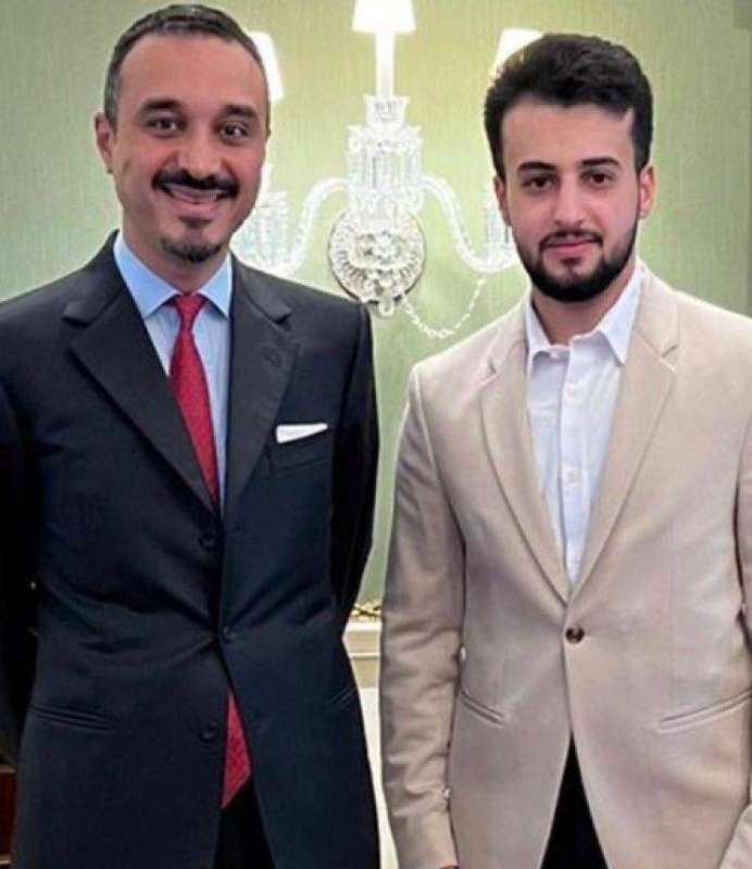سفير السعودية في بريطانيا كرّم الطالب الكويتي نايف الرحيان
