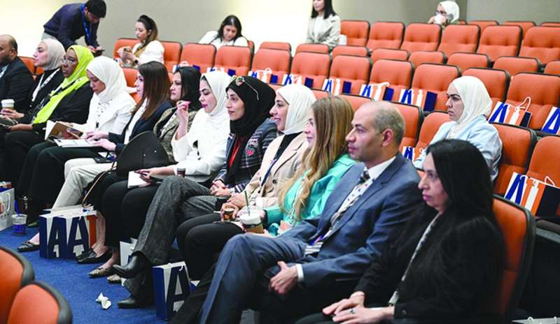 ...وجانب آخر من الحضور 