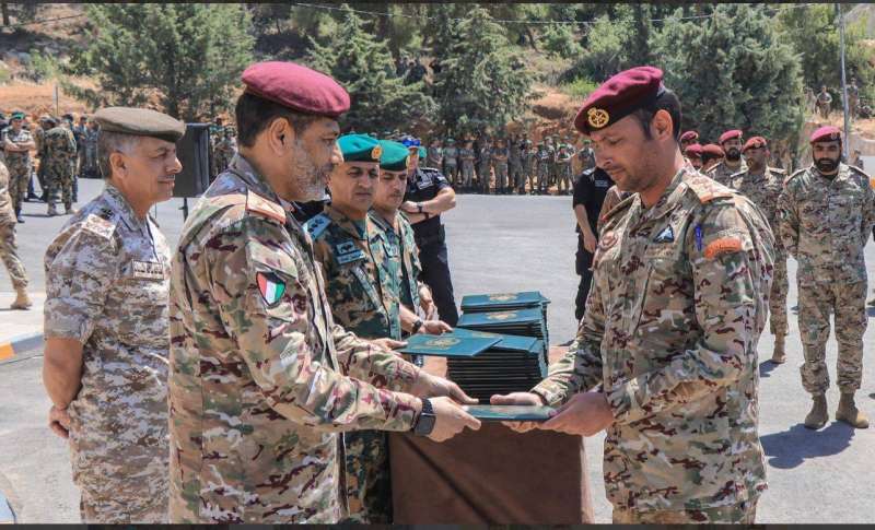 توزيع الشهادات