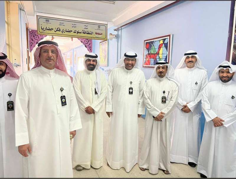 وكيل التربية يتفقد لجان الاختبارات في عدد من مدارس الجهراء  