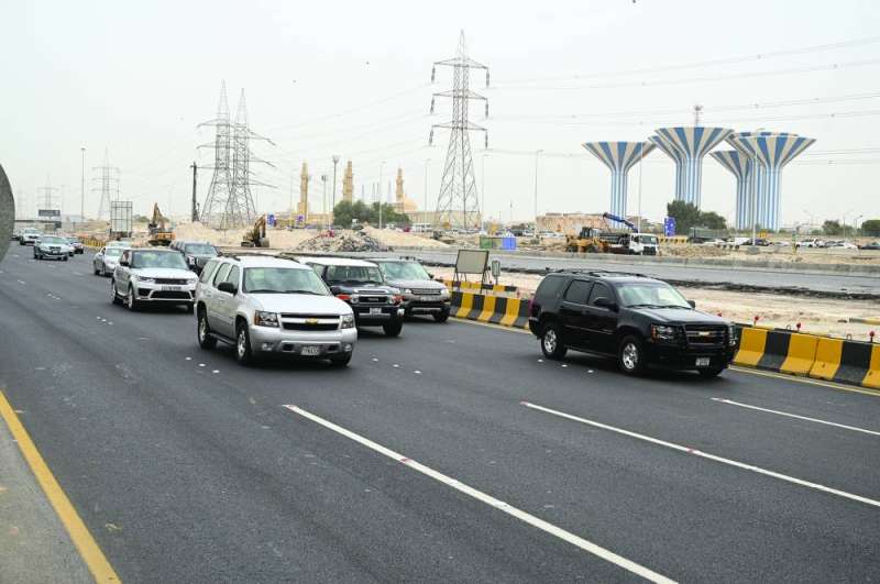 تحويلة تقاطع شارع دمشق مع طريق الدائري الخامس		 (تصوير نايف العقلة)