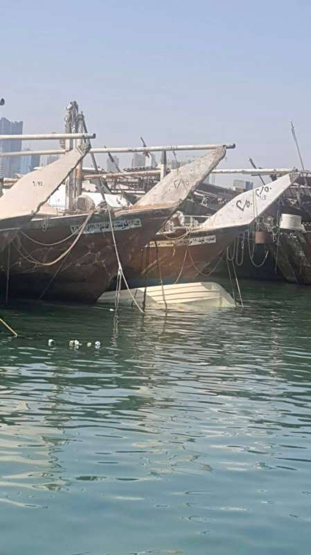 إصابة 3 صيادين في اصطدام زورقهم بلنج في نقعة الشملان
 