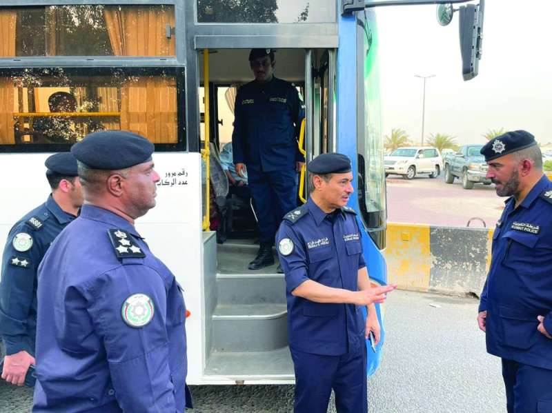 اللواء الزعبي يعطي تعليماته لرجال الأمن