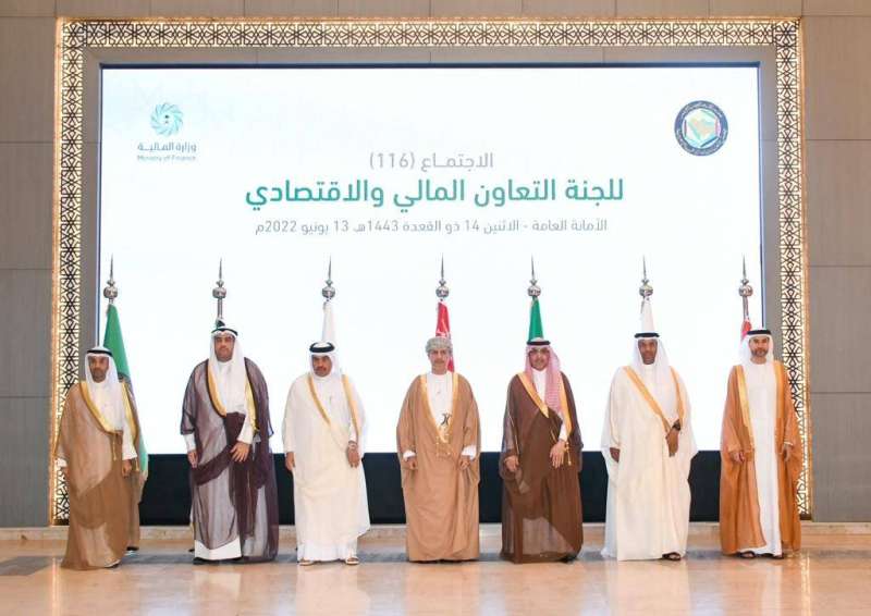 وزراء المالية الخليجيون يبحثون تعزيز التعاون المالي والاقتصادي