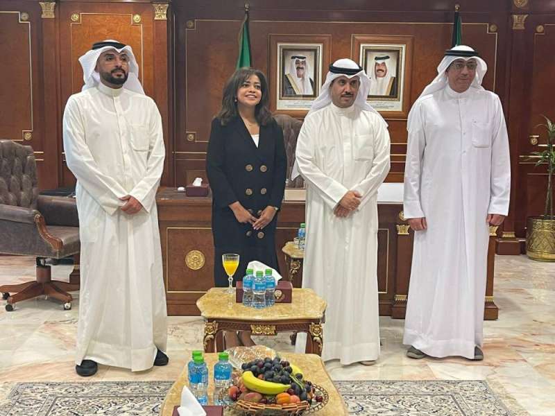 العرو وشعيب يستقبلان المقرون