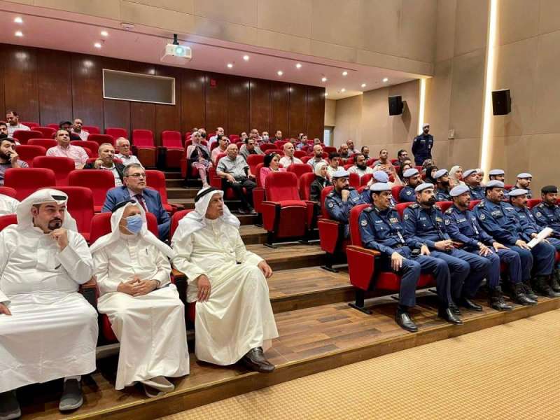 رئيس المكاتب الهندسية في مقدمة الحضور