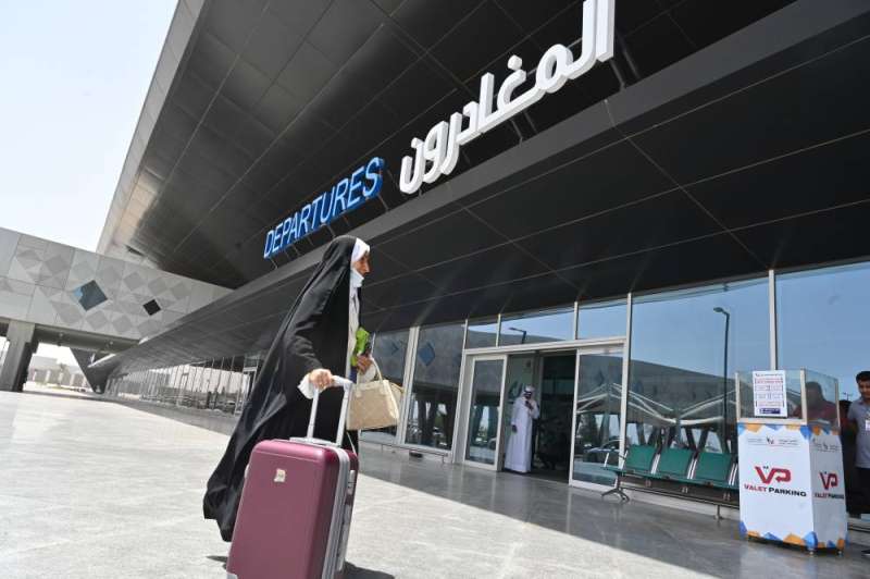 انطلاق أولى رحلات الحج الكويتية (تصوير أسعد عبدالله)