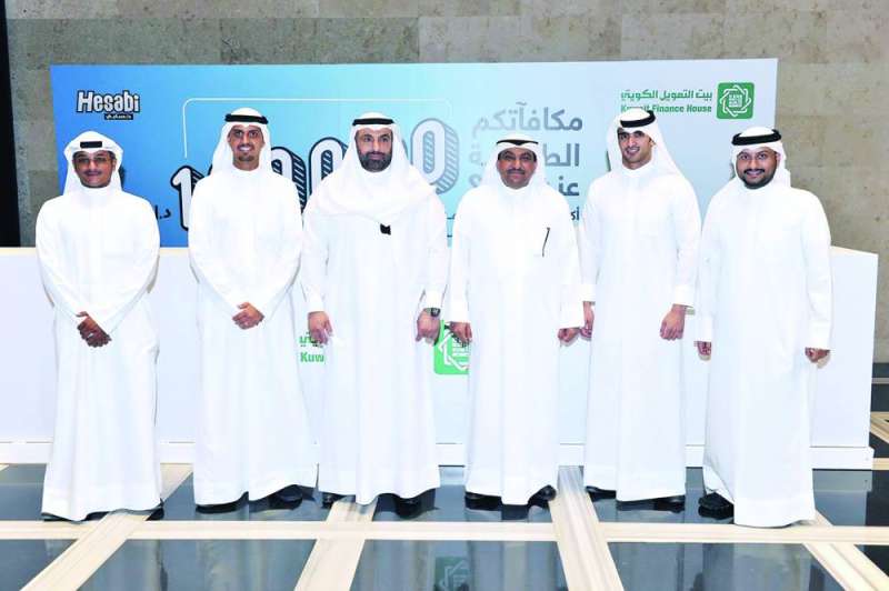 الرومي متوسطاً قياديي اتحاد الطلبة 