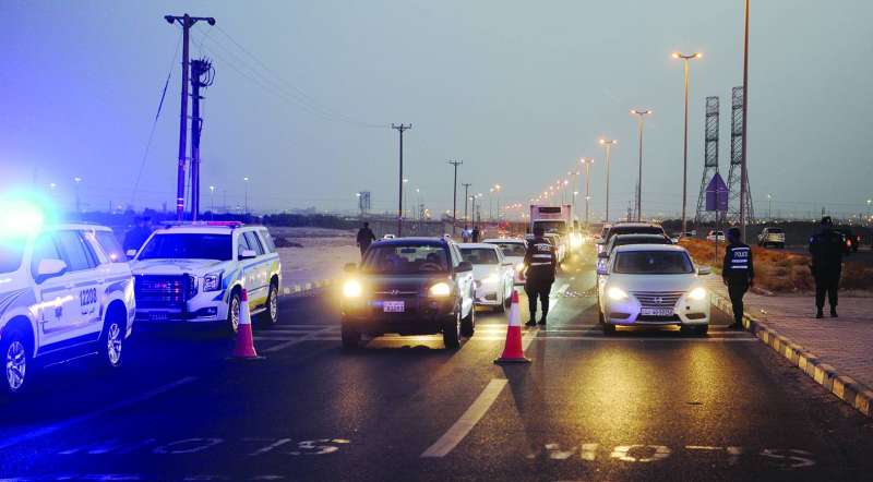 نقطة تفتيش على أحد مداخل منطقة جابر الأحمد