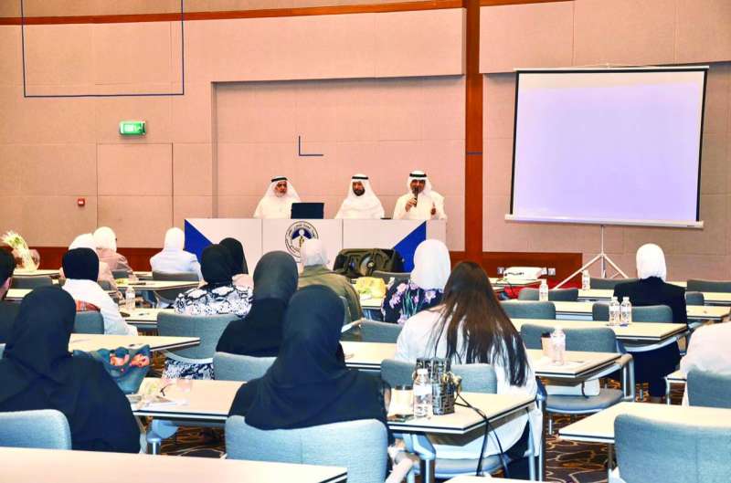 جانب من فعاليات الدورة التدريبية 