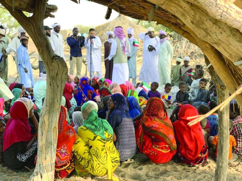 خلال توزيع المساعدات 