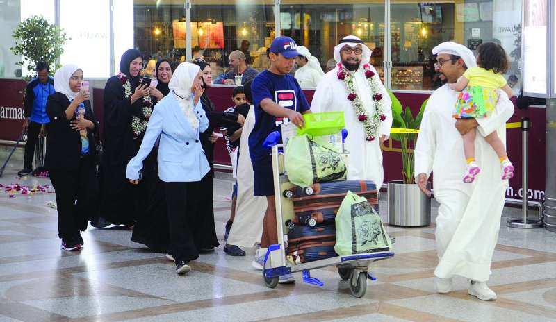 بحفاوة كبيرة استقبل الاهالي الحجاج