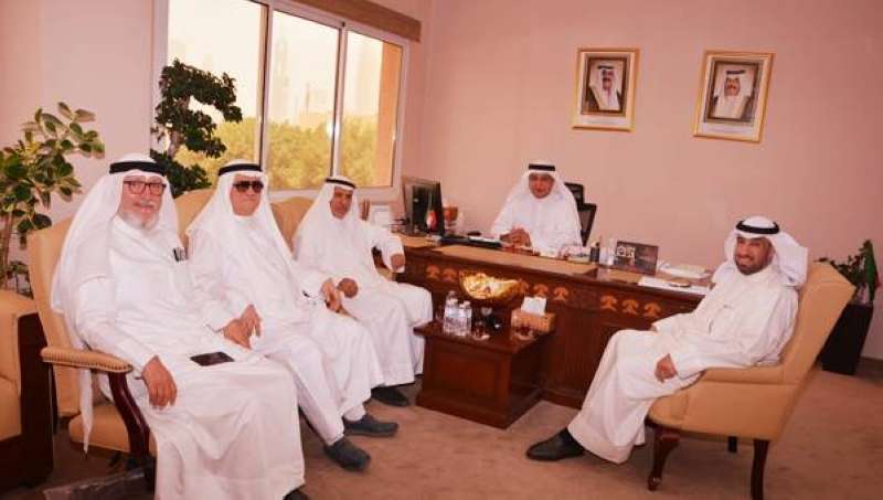 وفد المبرات يلتقي أمين عام الوقف بالإنابة