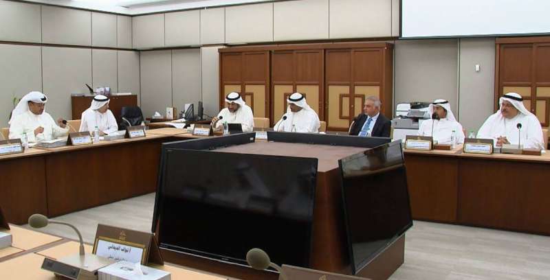 اجتماع اللجنة بحضور جهات حكومية