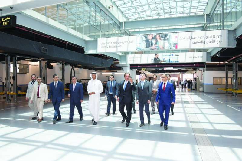 جولة في مركز الصيانة
