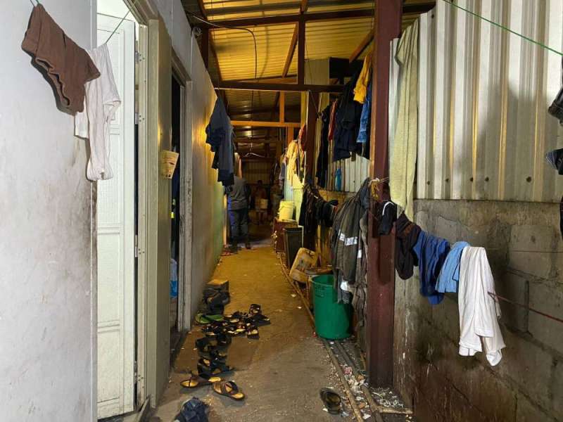 إغلاق قسيمة مخالفة لشروط السلامة والوقاية من الحريق
 