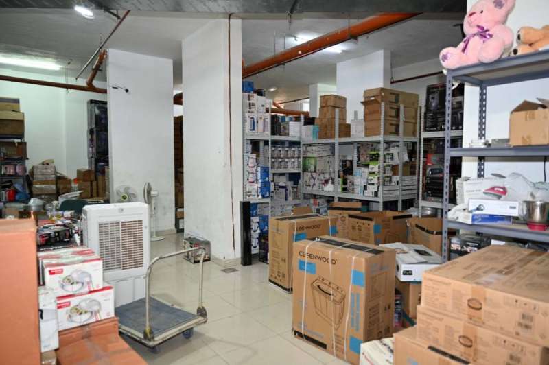 إغلاق السراديب المخالفة في المباني الاستثمارية 