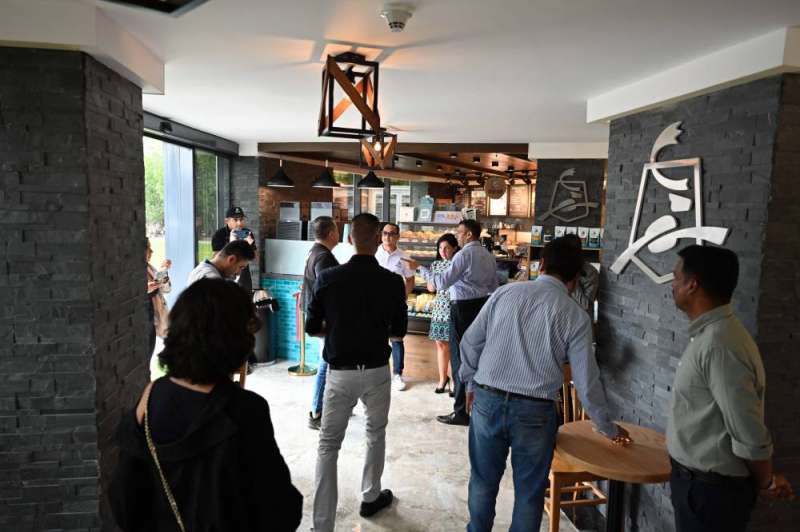 جولة في الفرع الجديد