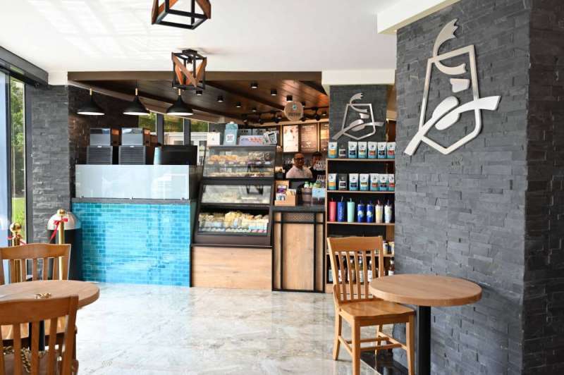 مساحات رحبة لاستقبال الزوار