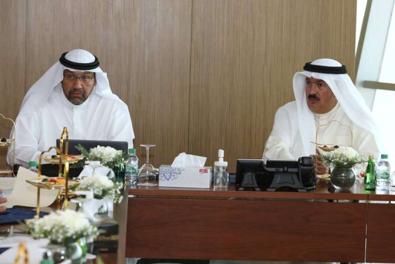 المضف واليعقوب خلال الاجتماع 