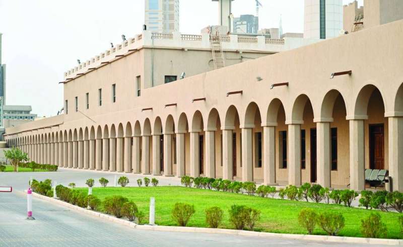 
القصر يحتوي عدداً من الأروقة 	(تصوير أسعد عبدالله)