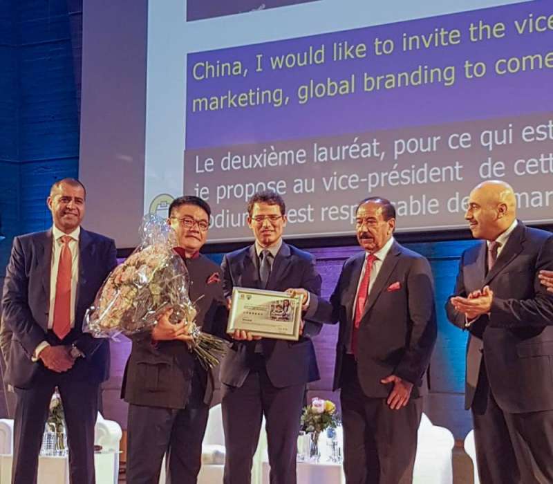 شركة صينية تفوز بجائزة جابر الأحمد للتمكين الرقمي لذوي الإعاقة 